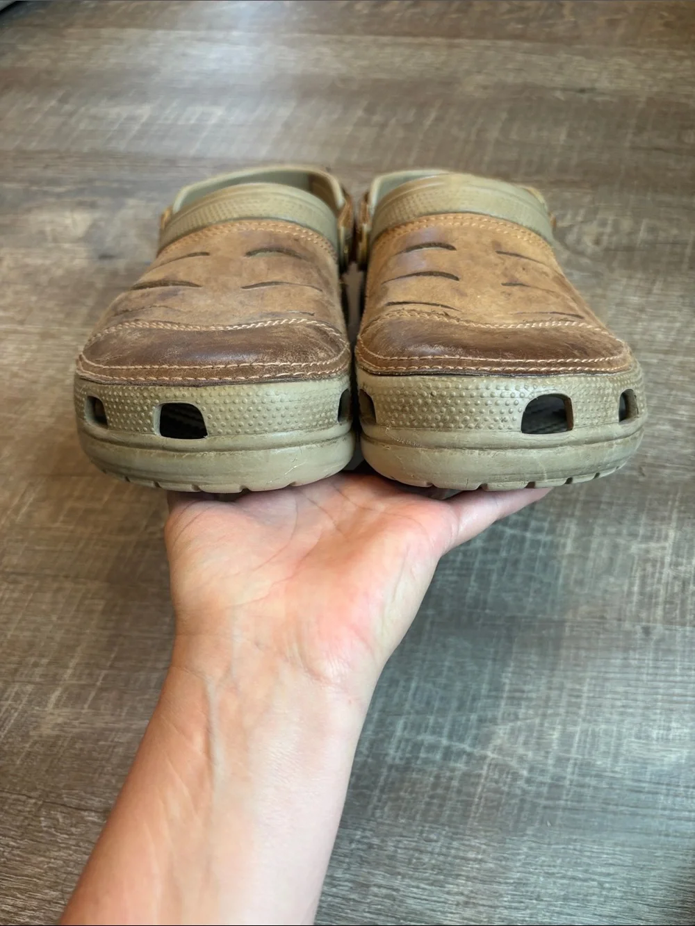 Crocs Yukon Vista Clogs Mens 11 Brown Leather Upper Slip On Back Strap Cushioned